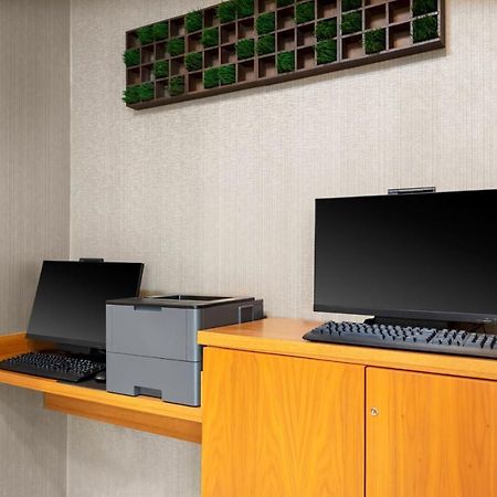Springhill Suites Kansas City Airport Esterno foto
