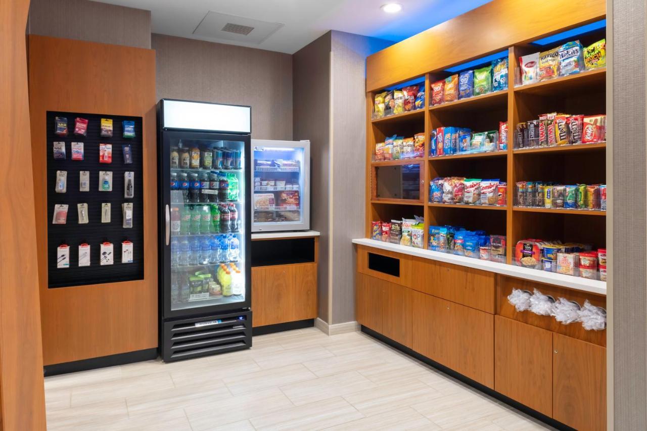 Springhill Suites Kansas City Airport Esterno foto