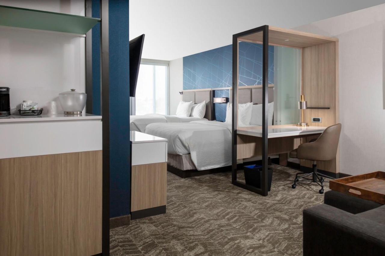 Springhill Suites Kansas City Airport Esterno foto